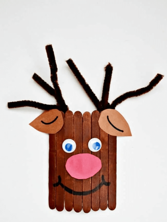 Adorable Ice pop and Pipe Cleaner Reindeer Craft for Toddlers