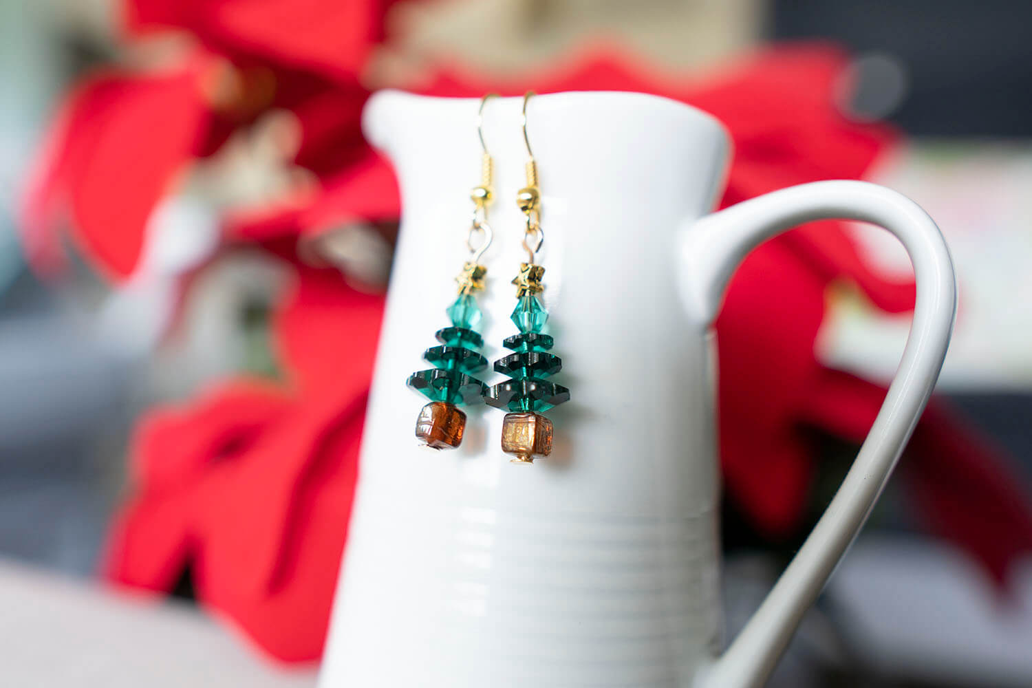 Amazing Christmas Tree Earrings : DIY Christmas Earrings