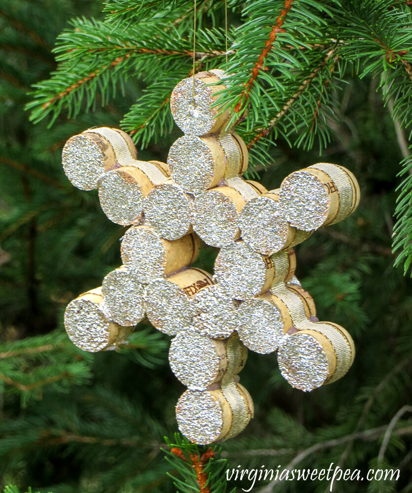 Beautiful Cork Snowflake DIY Christmas Craft