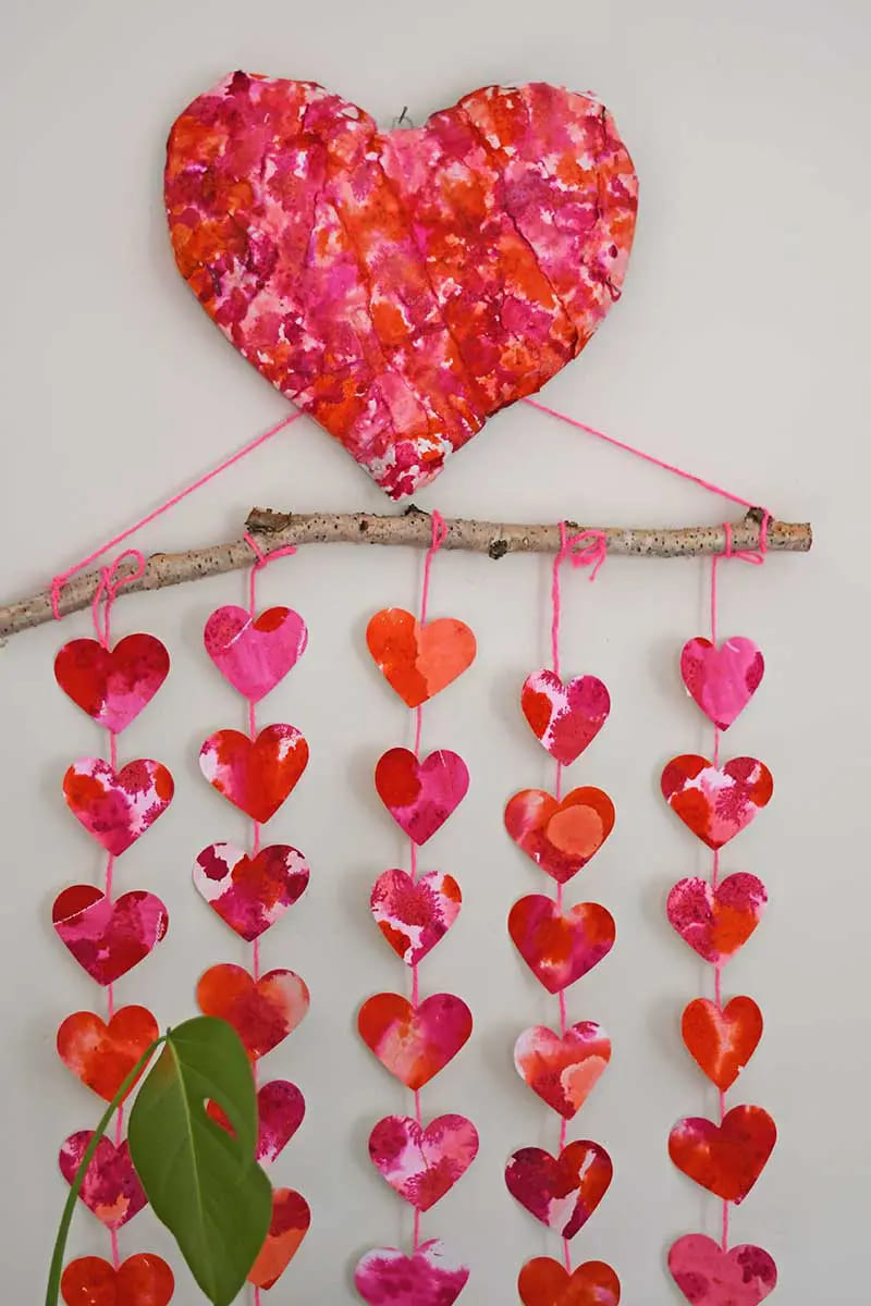 Beautiful Paper Mache Heart Craft Activity For Decoration : Paper Mache Decoration Crafts For Home