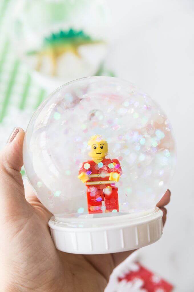 Beautiful Snow Globe Gift Ideas For Kids On Christmas 
