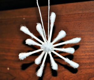 Cool Cotton Bud Snowflake Wall Hanging Winter Craft Ideas for Kids : Easy Cotton Bud Crafts