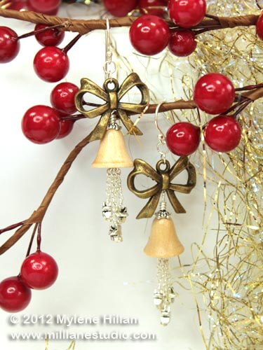 Cute Christmas Bell Earring For Christmas Eve