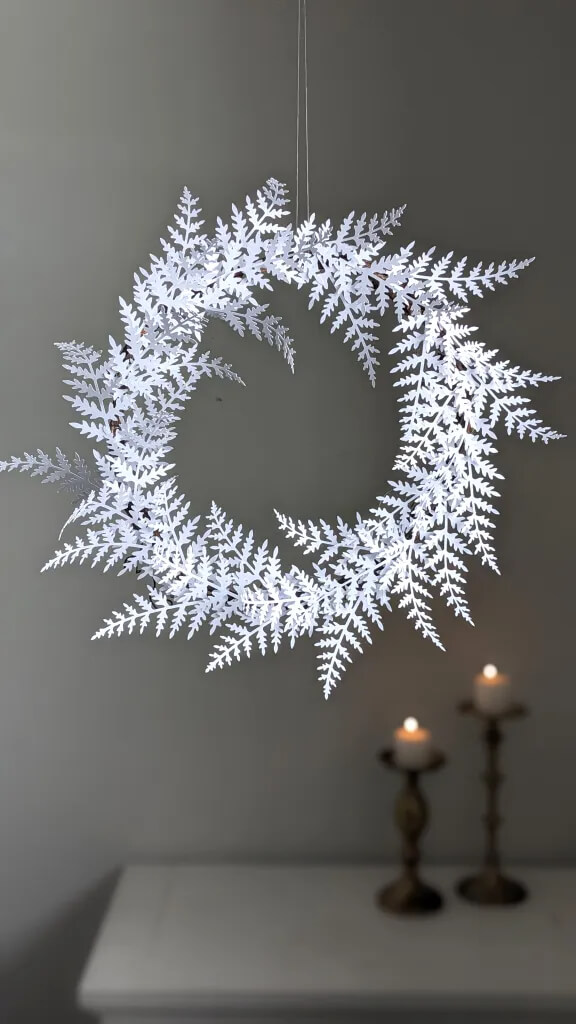 DIY Elegant Paper Fern Wreath Craft For Christmas Home Decor