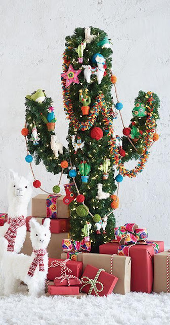 Easy Cactus Christmas Tree Decoration Craft With Garland Pom Pom