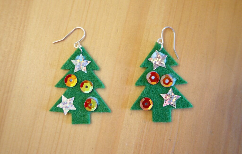 Easy Felt Christmas Tree Earring Using Bead & Paper : DIY Christmas Earrings