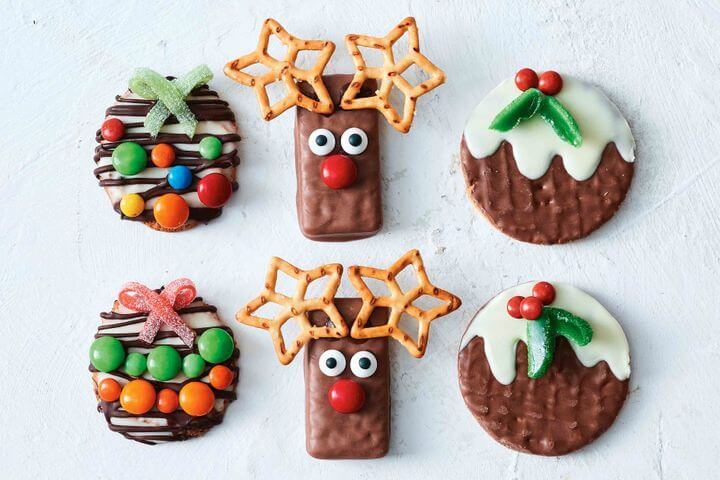 Easy & Tasty Christmas Themed Biscuits Recipe
