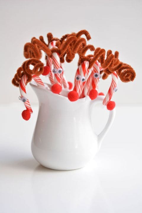 Easy To Make Reindeer Candy Cane Crafts For Decoration