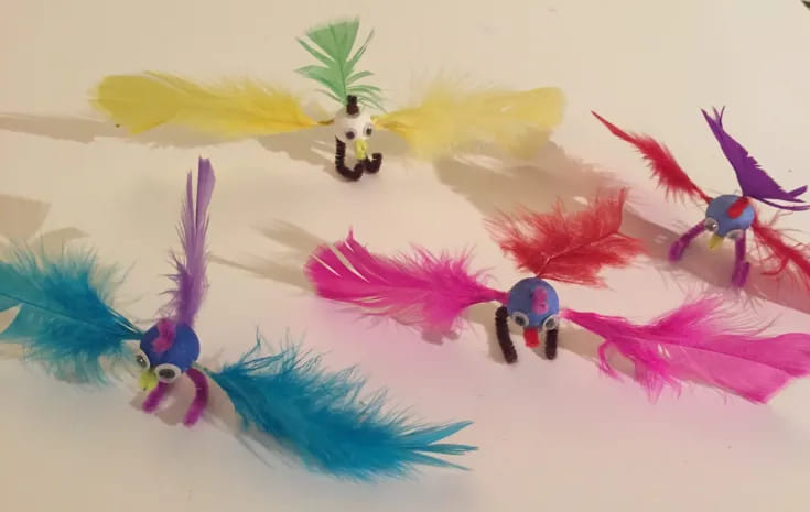 Easy Way to Make Cute Birds With Feather & Clay : Crafts with feathers for preschoolers
