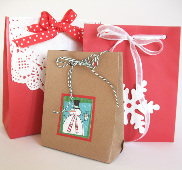 Easy to Make Gift Bags With Old Envelopes
