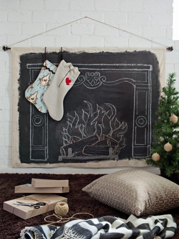 Fancy Faux Mantel Decorative Idea For Christmas Eve