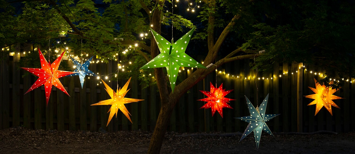 Fancy Outdoor Christmas Decoration Idea With DIY Star Lights