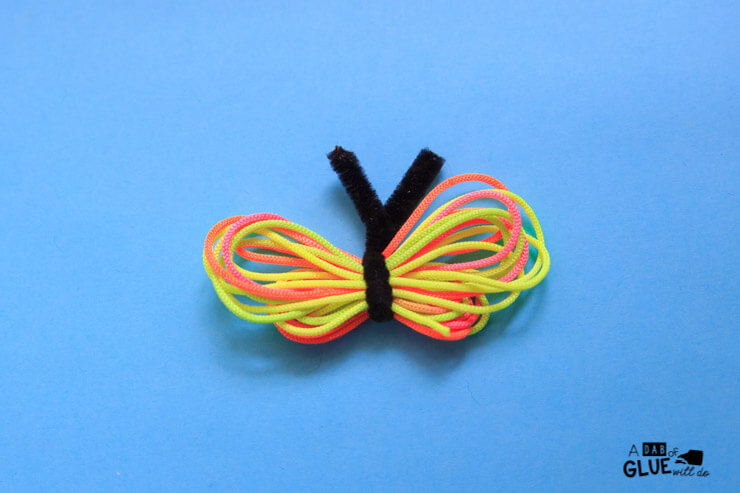 Pretty Rainbow Yarn Butterfly Project For Toddlers : Yarn Projects For Beginners