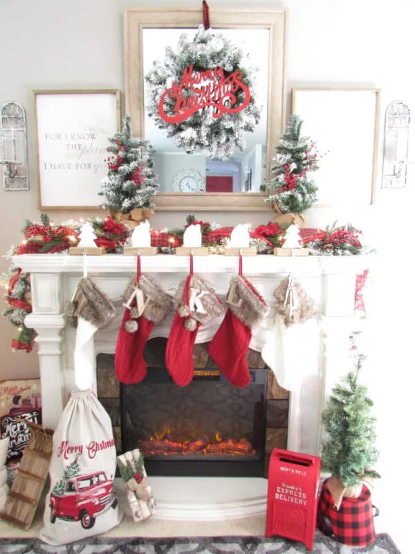  Christmas Fireplace Decor Ideas