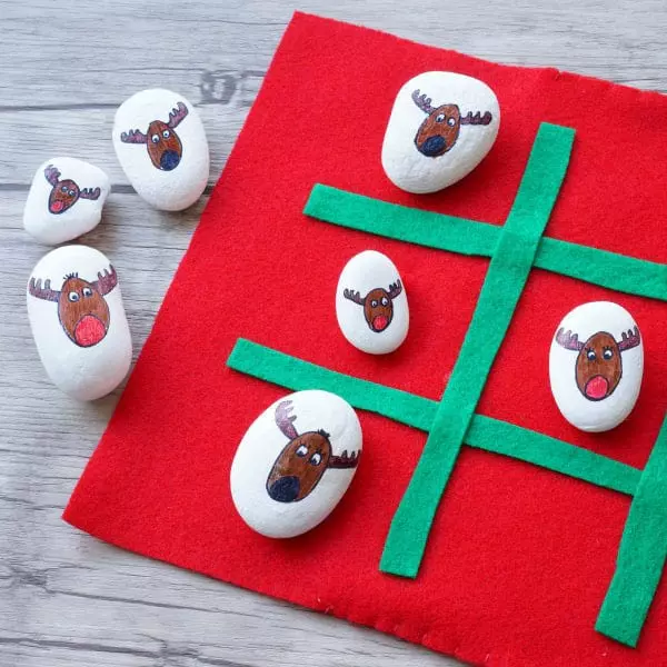 Tic Tac Game Christmas Party Idea For Kindergarteners