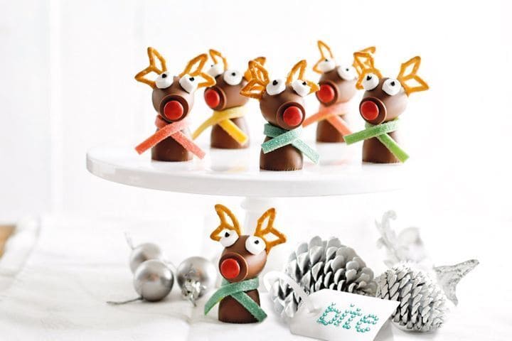 Winsome Chocolate Flavoured Mini Rudolf Dessert For Christmas
