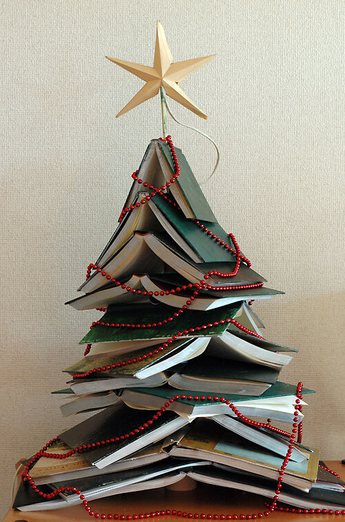 Adorable Christmas Tree Craft Made With Books