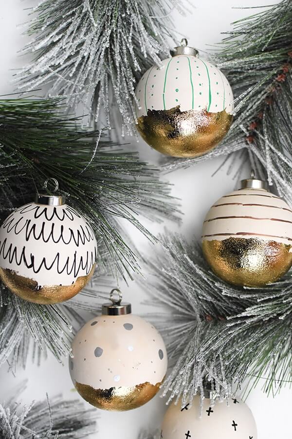 Christmas Balls Using Golden Foil