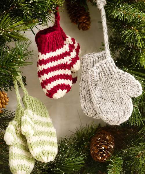 Make Woolen Easy Christmas Decorations at Home