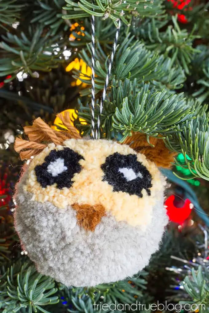 Cute Pom-Pom Yarn Owl making Idea For Kids Cute easy things to make with yarn