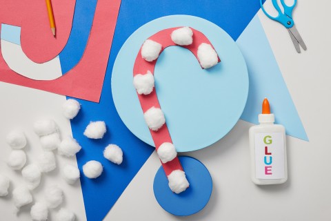 DIY Candy Cane Craft To Make With Your Parents