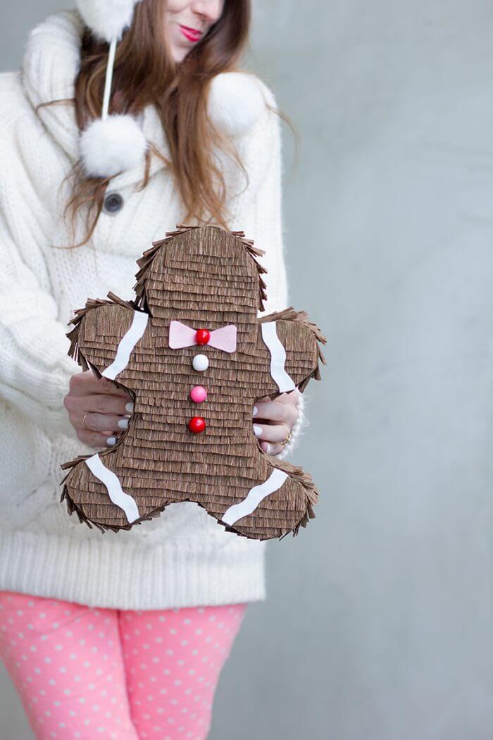 DIY Ginger Bread Pinata Game Idea For Kids & Family Christmas Party Games