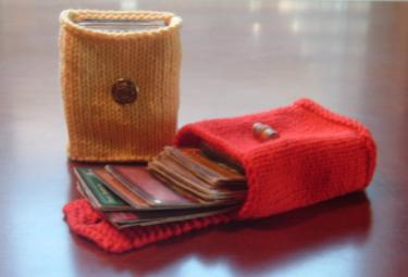 DIY Simple Card Holder Making Idea With Yarn