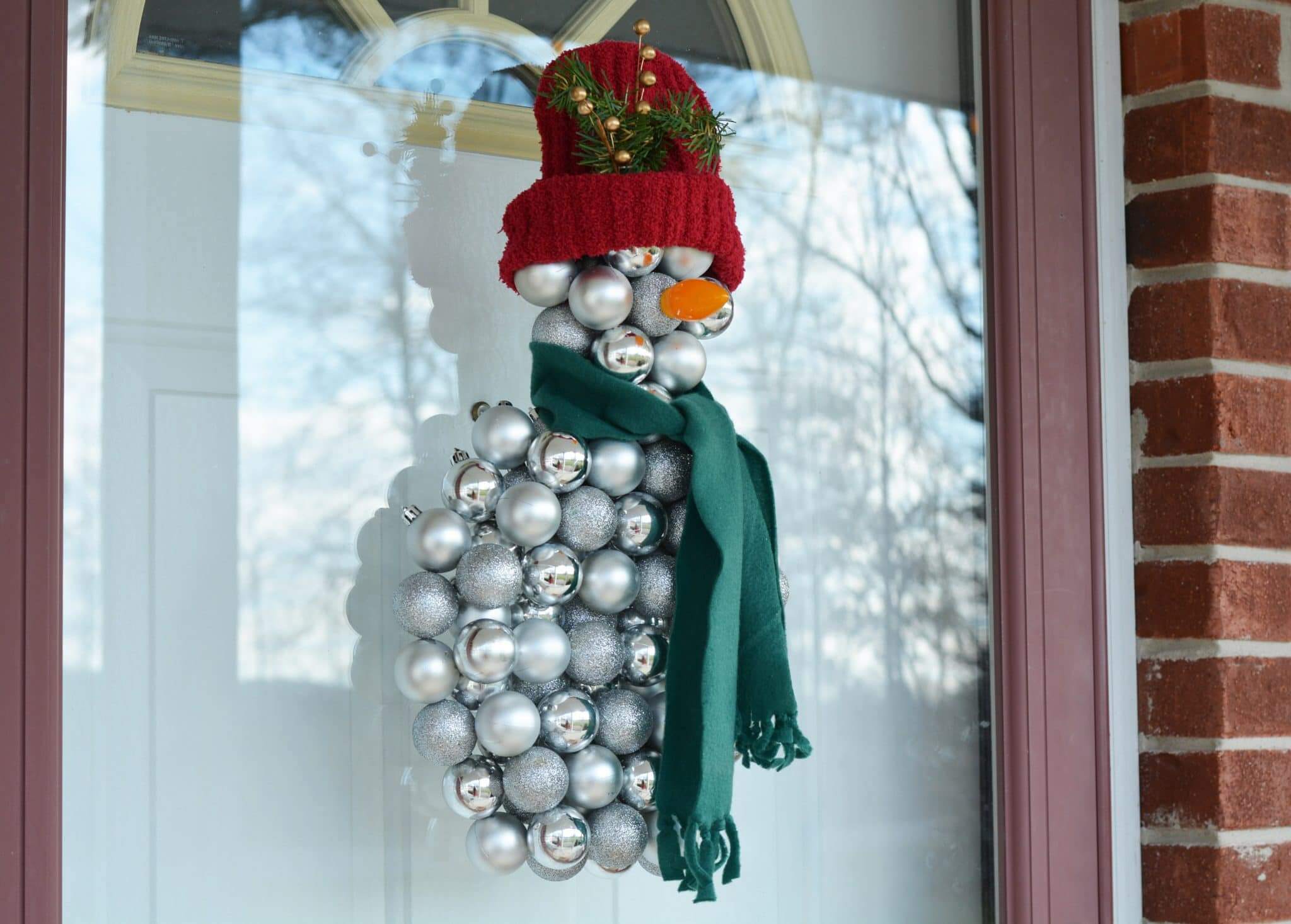 Easy Snowman Wall Decoration Craft For Christmas Easy Snowman Craft Ideas For Adults