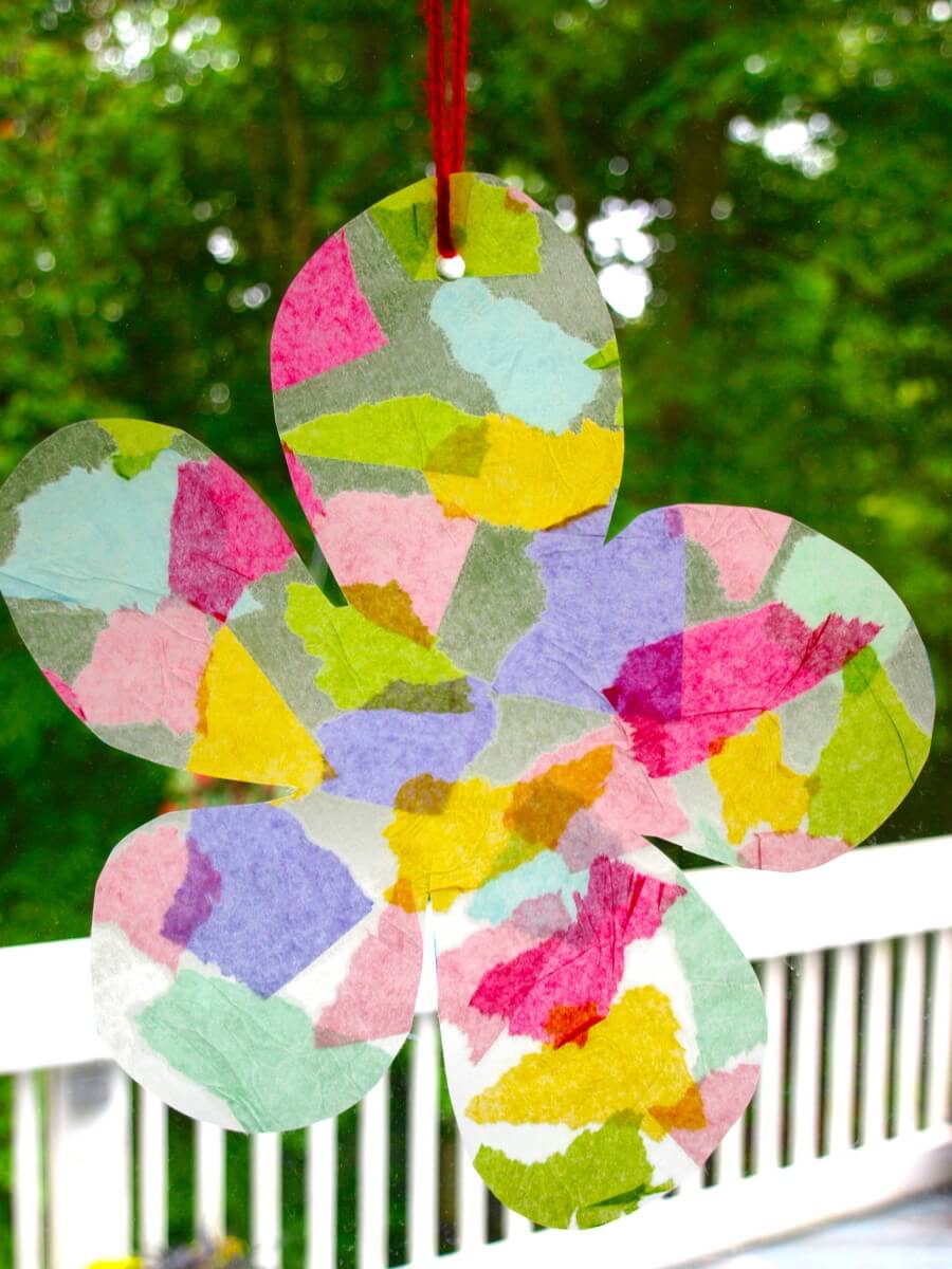 Easy Tissue Paper Suncatcher Craft Project For Preschoolers Christmas Suncatcher Ideas With Tissue Paper
