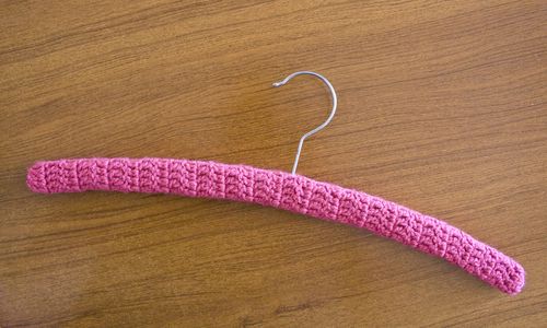 Easy-To-Make Crochet Cloth Hanger Craft Idea With Yarn