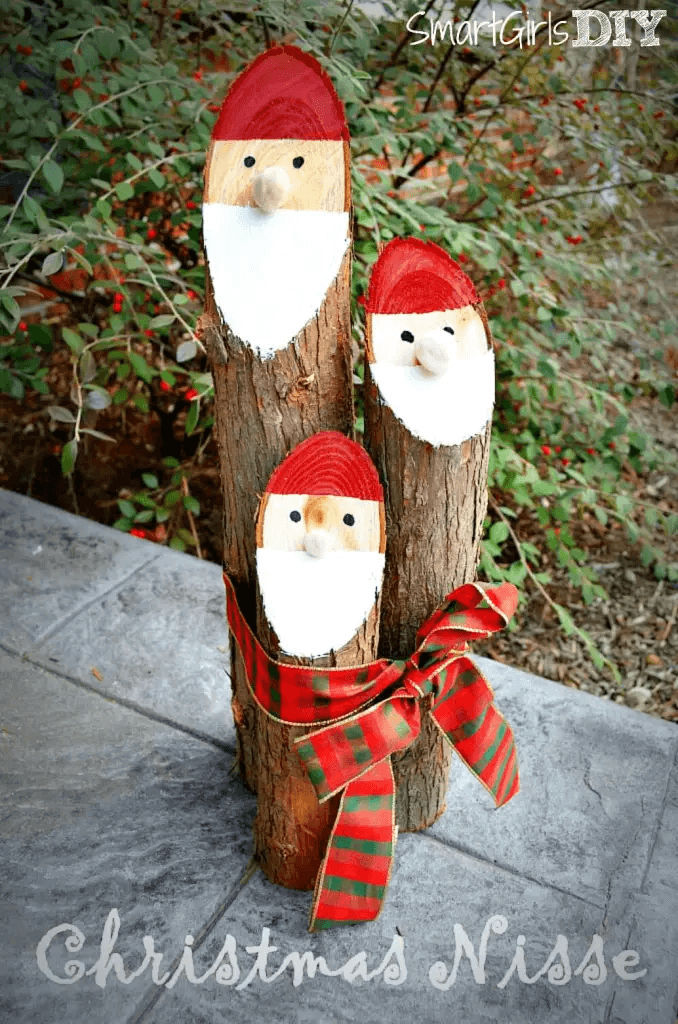 Easy To Make Santa Claus Craft Using Wooden Logs