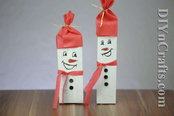 Easy To Make Smiley Snowman Craft Using Tissue Paper & Ribbon