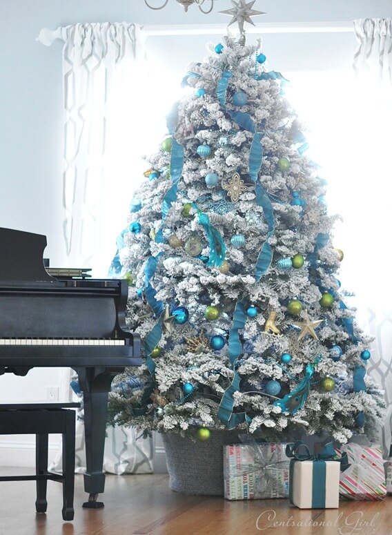 Easy To Make White & Blue Christmas Tree Decoration