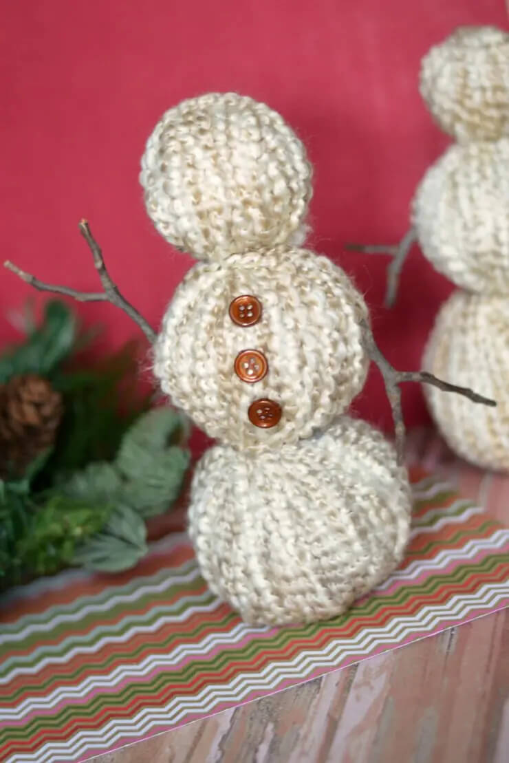Homemade Snowman Christmas Decoration Craft Using Yarn