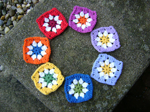Joyful Yarn Flower Art IdeaYarn crafts to sell