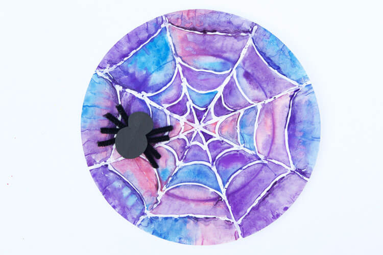 Make An Easy-Peasy Spider-Web Drawing Using Watercolors