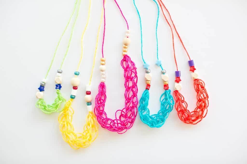 Make Some Fabulous Yarn Necklaces By Finger KnittingThings to do with yarn and fingers 