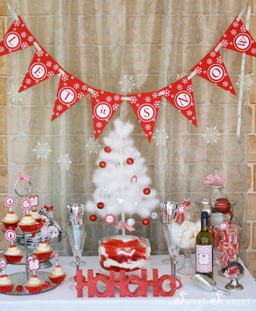 Snow Themed Party Decoration Idea For Christmas Festival At Home