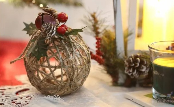 DIY Christmas Balls to Make at Home