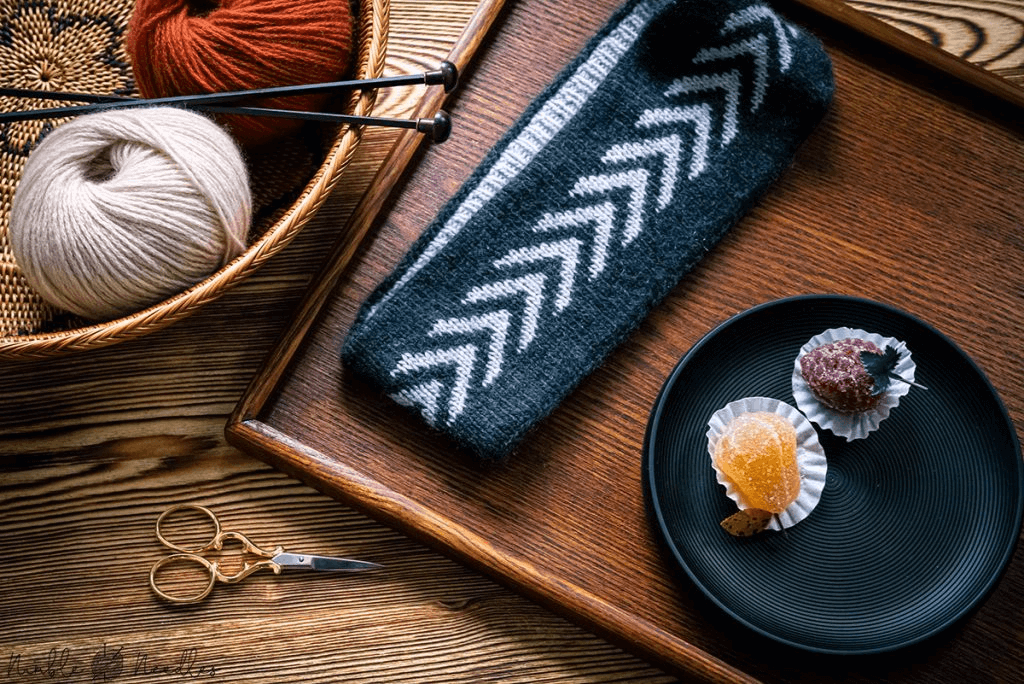 Blue Design Headband Knitting Pattern For Winters 