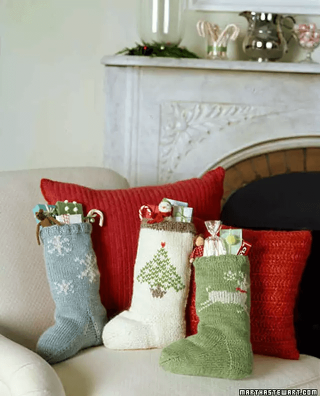 Christmas Socks Knitting Pattern 