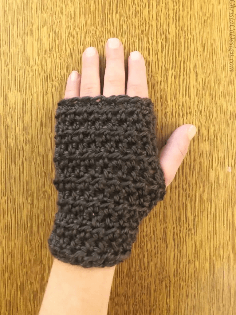 Chunky And Simple Brown Fingerless Hand Gloves : Fingerless Gloves Knitting Patterns