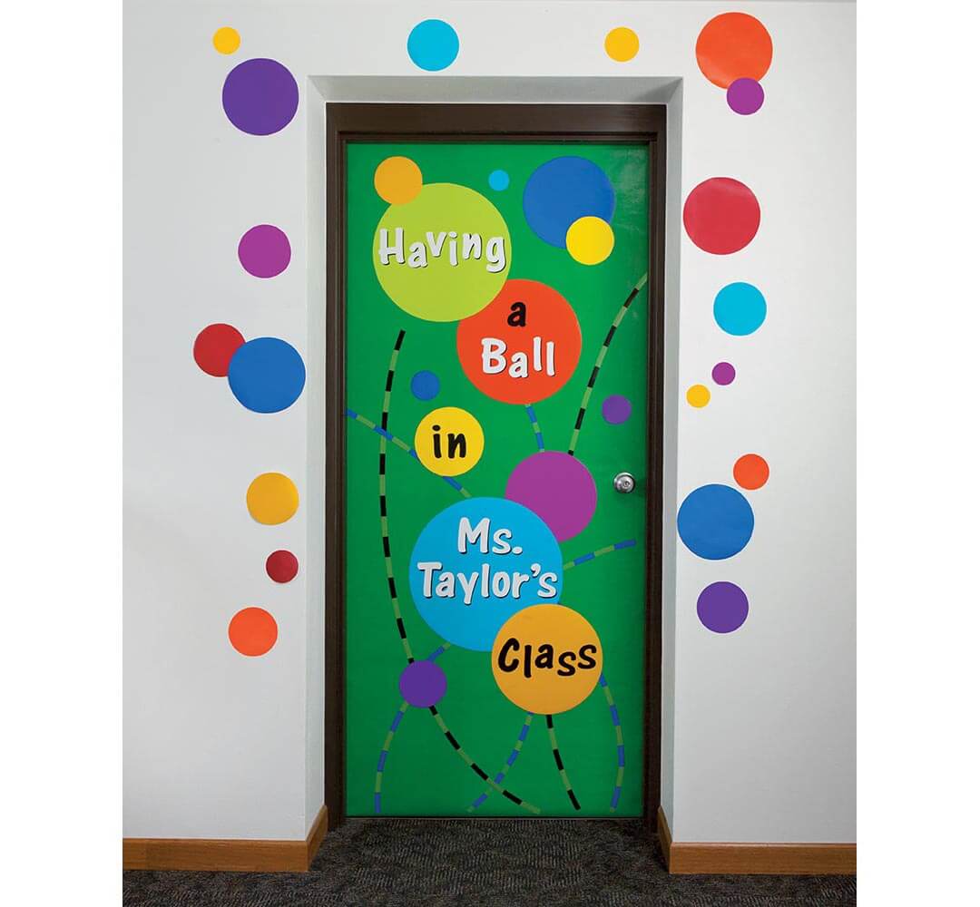 Classroom door decoration ideas – Teaching through the Arts