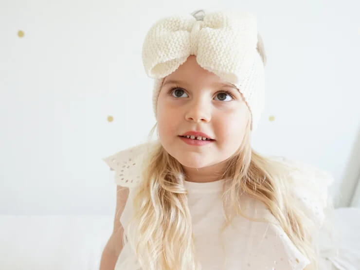 Cute Big Bow White Headband: Headband Knitting Patterns