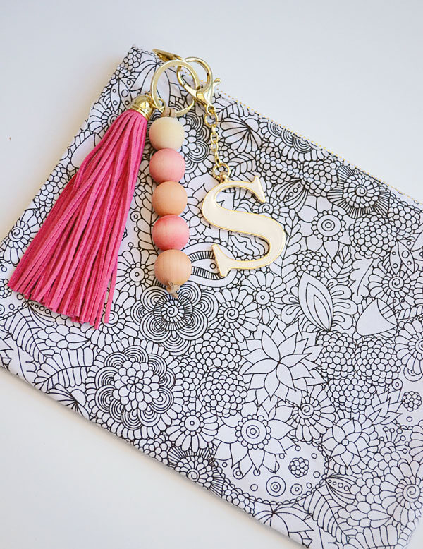 Awesome Keychain Craft With Dyed Wood Beads