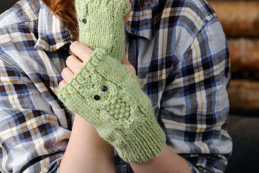 Easy And Beautiful Owl Design Fingerless Gloves