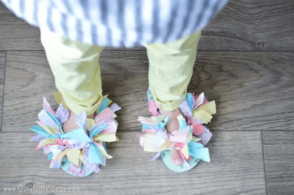 Quick And Easy Fabric Slip-On DIY From Scrap : Craft Ideas For Leftover Fabric Scraps