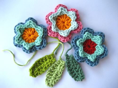A Leafy Crochet Flower Pattern Idea