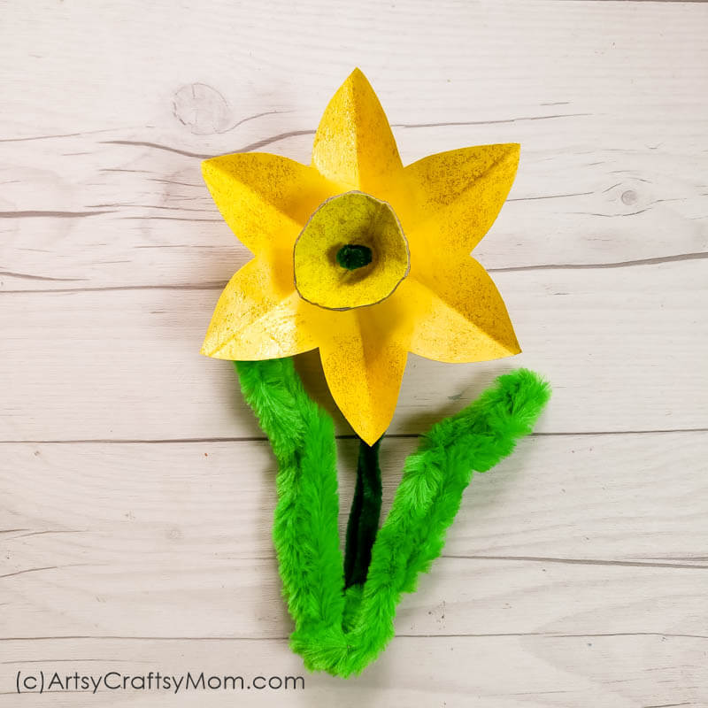 Adorable Daffodils Floral Craft Idea Using Egg Carton
