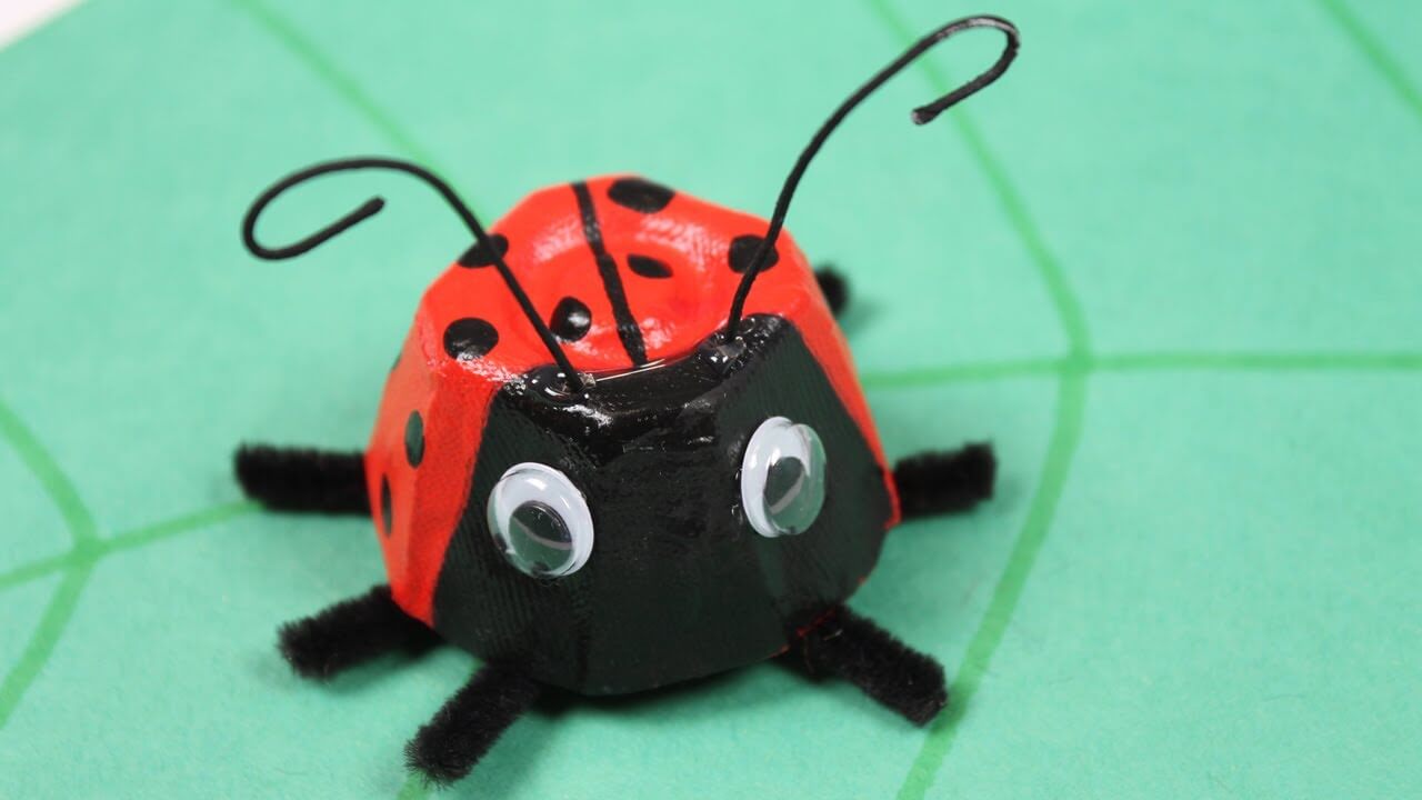 Adorable Egg Carton Ladybug Craft Idea For Kids To Make DIY Easy Egg Carton Ladybug Crafts (